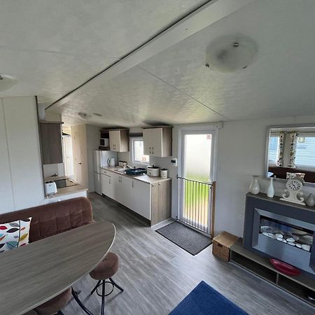Ormesby 8, Haven Holiday Park, Caister - Four Bedroom, Sleeps 8, Pets Welcome - 2 Minutes From The Beach! Great Yarmouth Eksteriør billede
